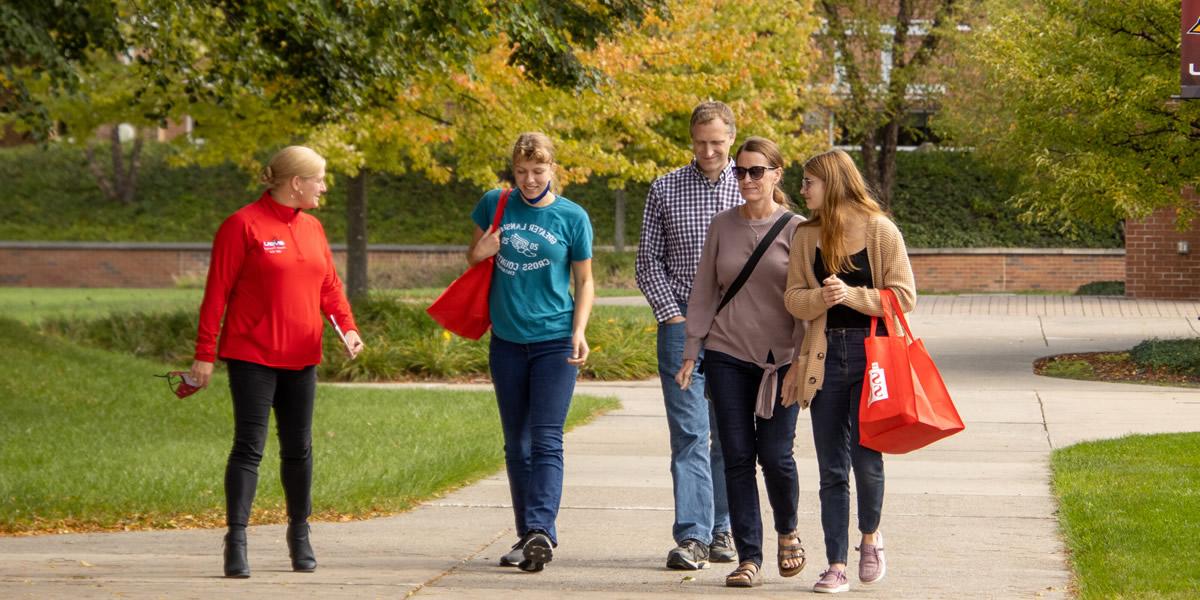 Family taking campus tour